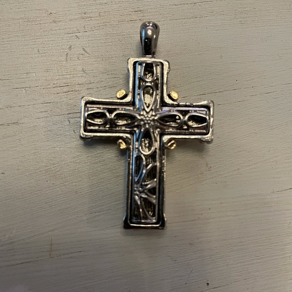 Designer inspired cable cross - Picture 3 of 3